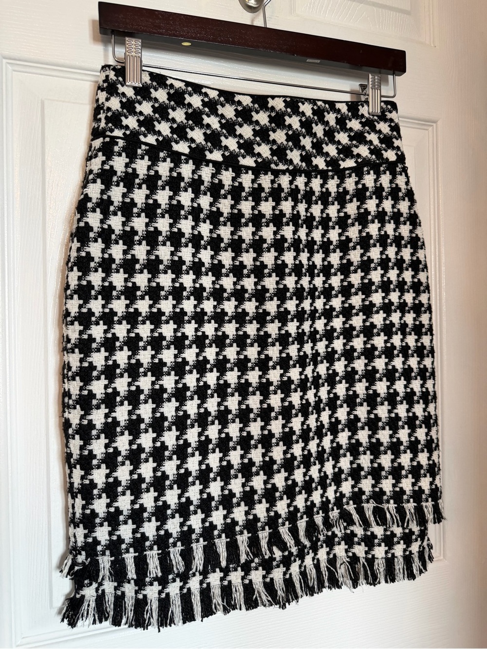 Black & White Houndstooth Fringe Pencil Skirt